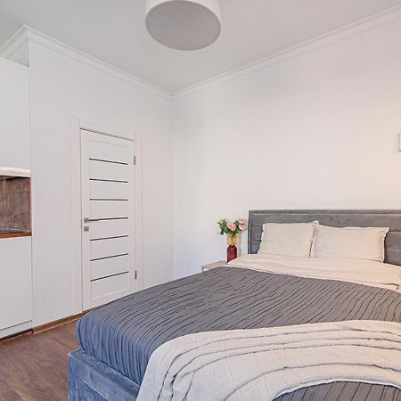 Welcoming Studio In Historic Vilnius With Free Parking By Urban Rent Leilighet Eksteriør bilde